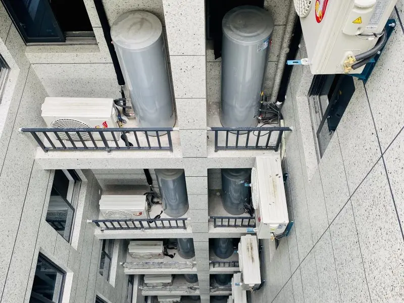 Hot water supply project for 1980 units of properties in Hoi Chiu Elegant Garden)uga